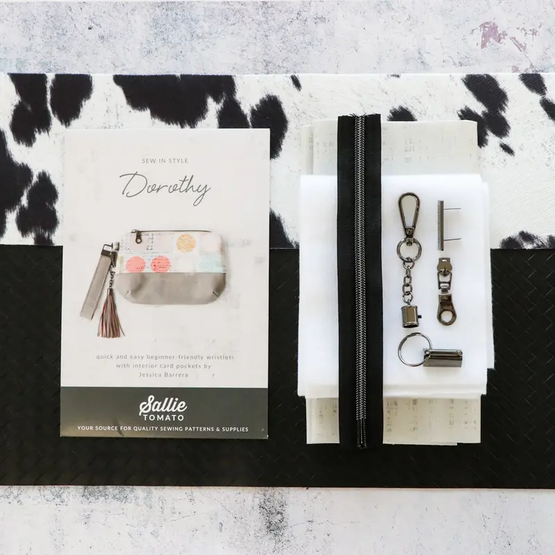 Dorothy Wristlet Pattern Kit 1